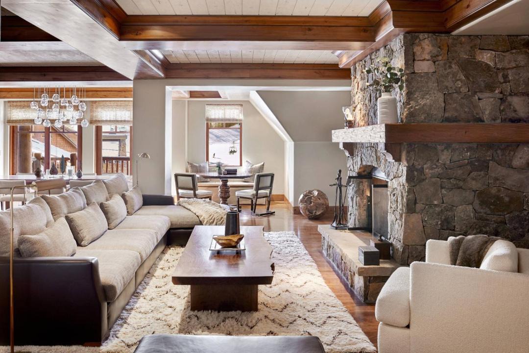 Photo of Livingroom in Avon