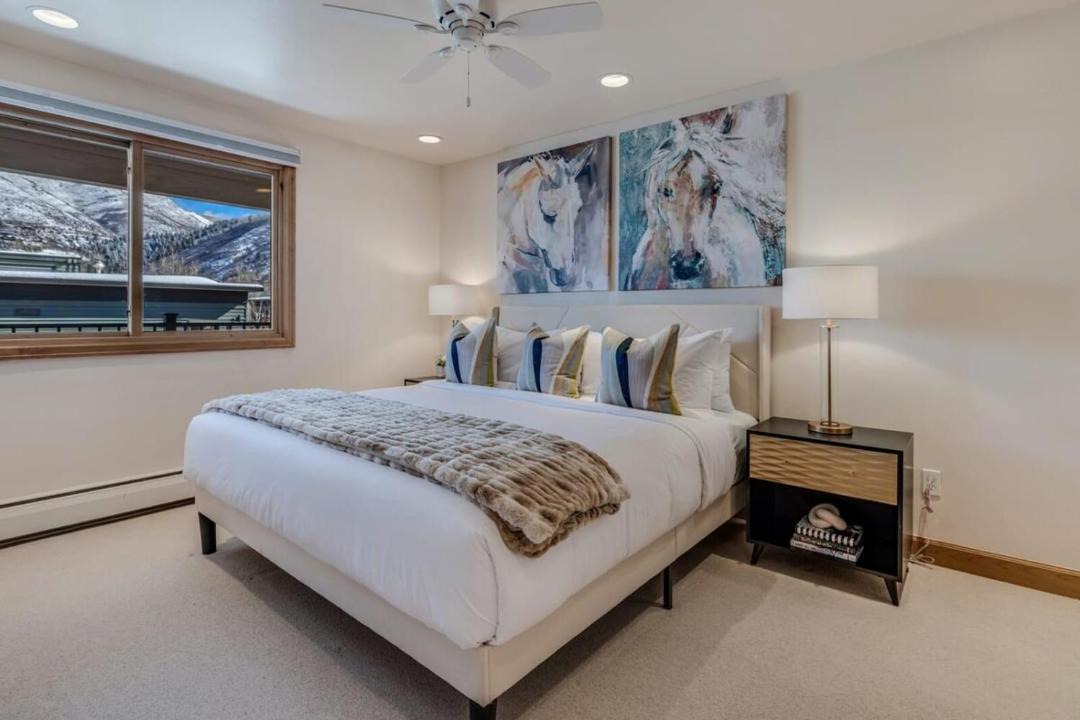 Photo of Bedroom in Aspen