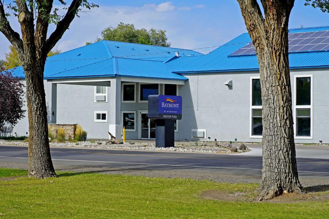 Photo of Buildings in Monte Vista