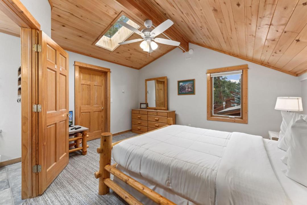 Photo of Others in Fall River Estates