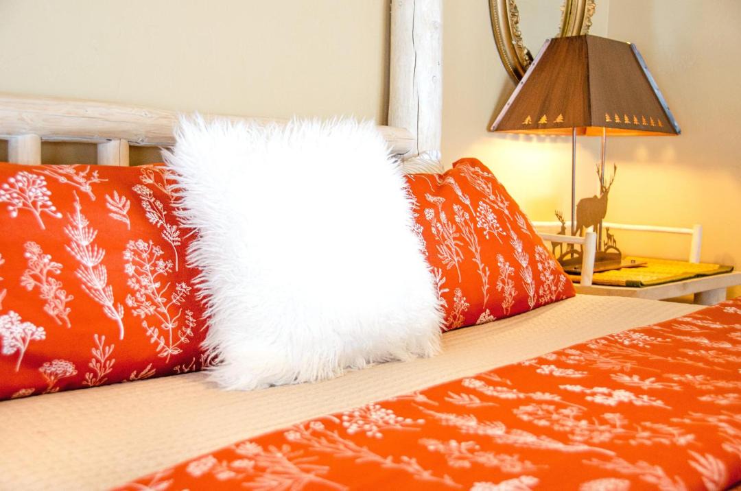 Photo of Bedroom in Paonia