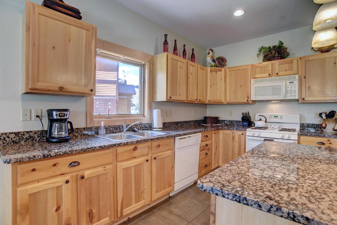 Photo of Kitchen in South Fork