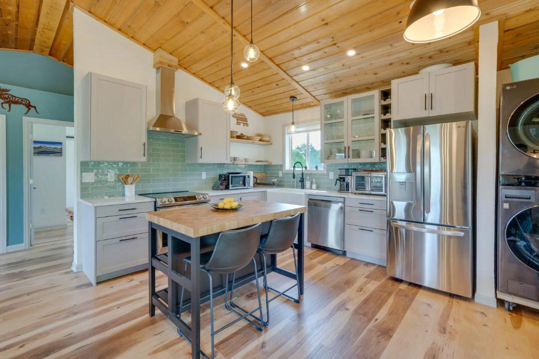 Photo of Kitchen in Warm Springs