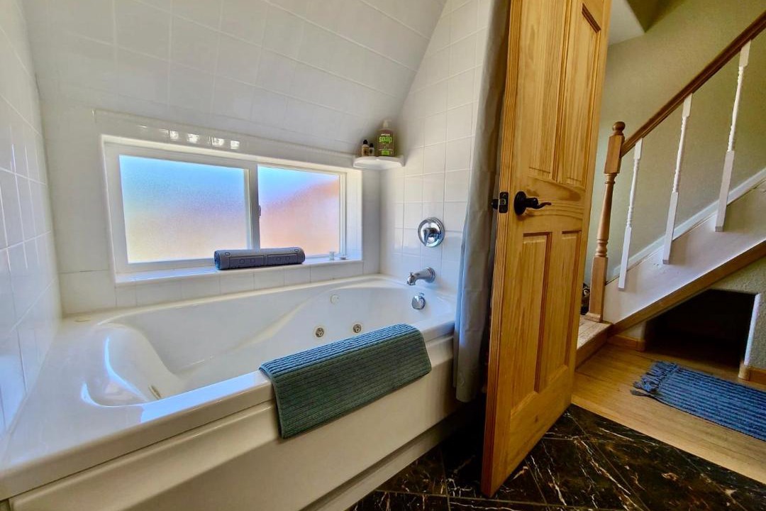 Photo of Bathroom in Shadow Mountain