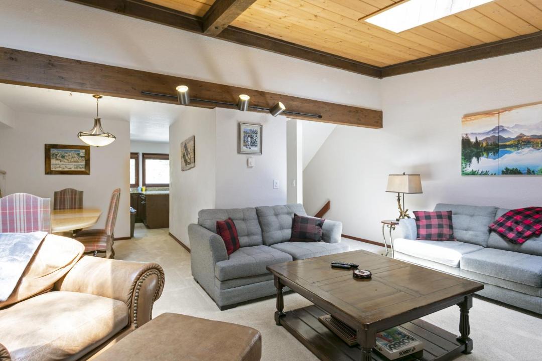 Photo of Livingroom in Intermountain