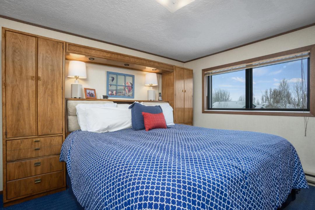 Photo of Bedroom in Steamboat Springs