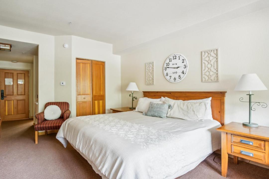 Photo of Bedroom in Mountain House