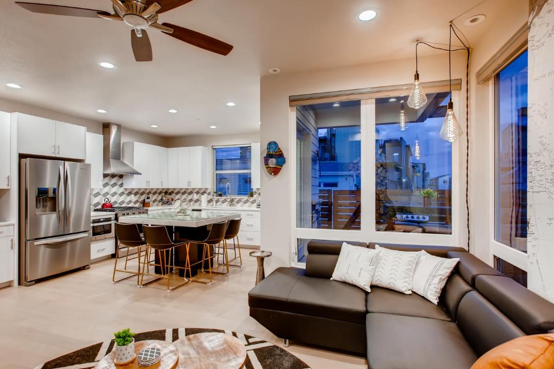 Photo of Livingroom in Old Town North