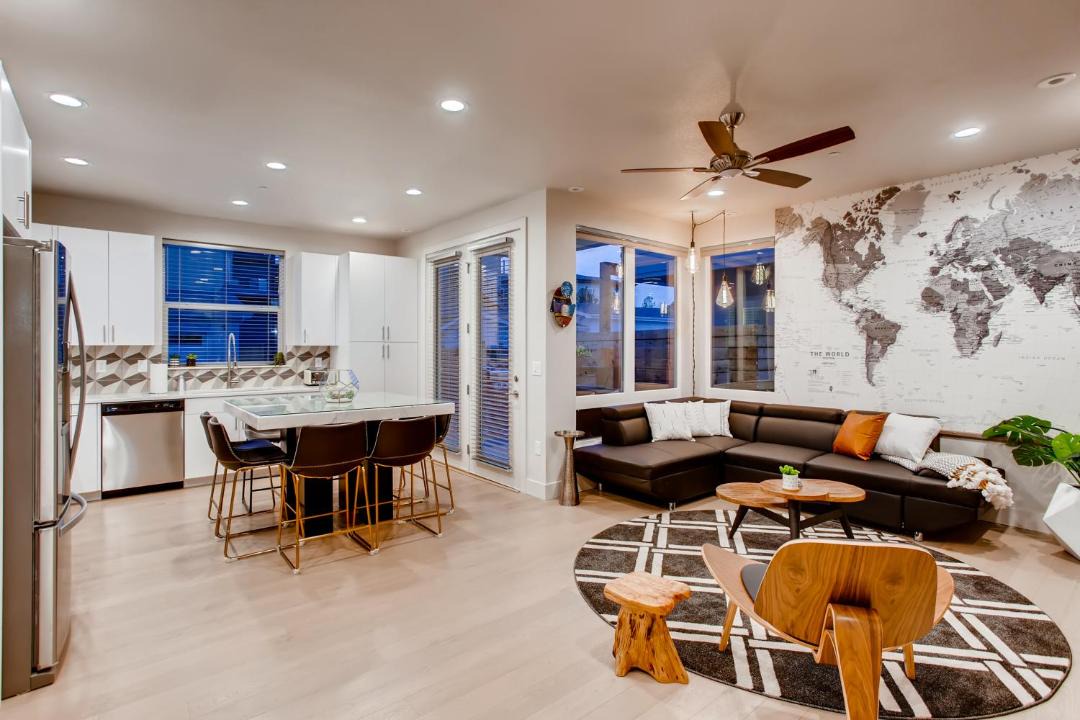 Photo of Livingroom in Old Town North