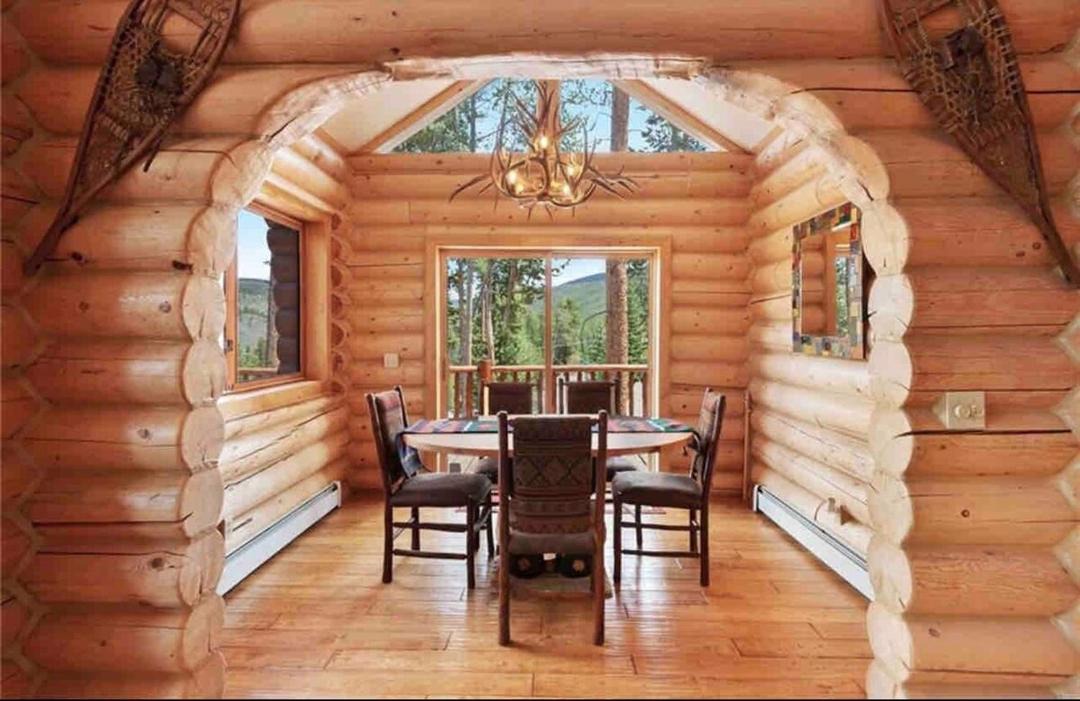 Photo of Livingroom in Breckenridge Heights