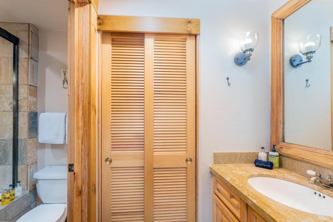 Photo of Bathroom in Mountain Village