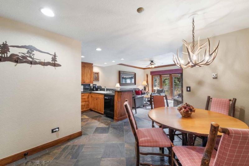 Photo of Livingroom in Beaver Creek