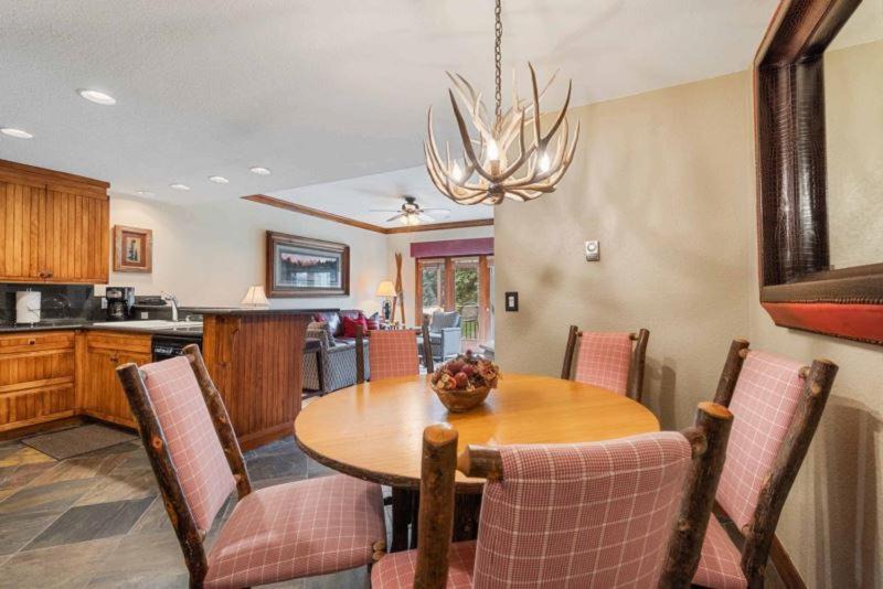 Photo of Livingroom in Beaver Creek
