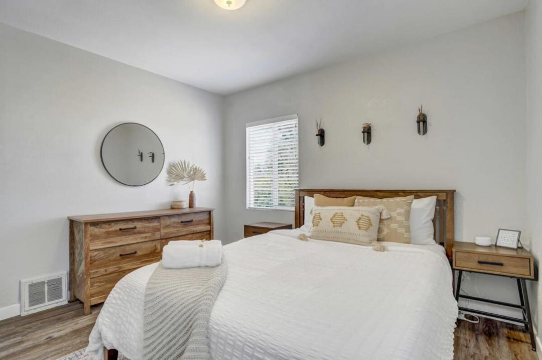 Photo of Bedroom in Central Colorado Springs