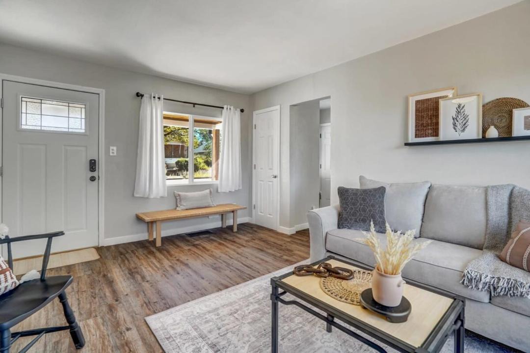 Photo of Livingroom in Central Colorado Springs