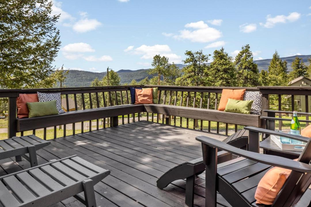 Photo of Patio Balcony in Evergreen