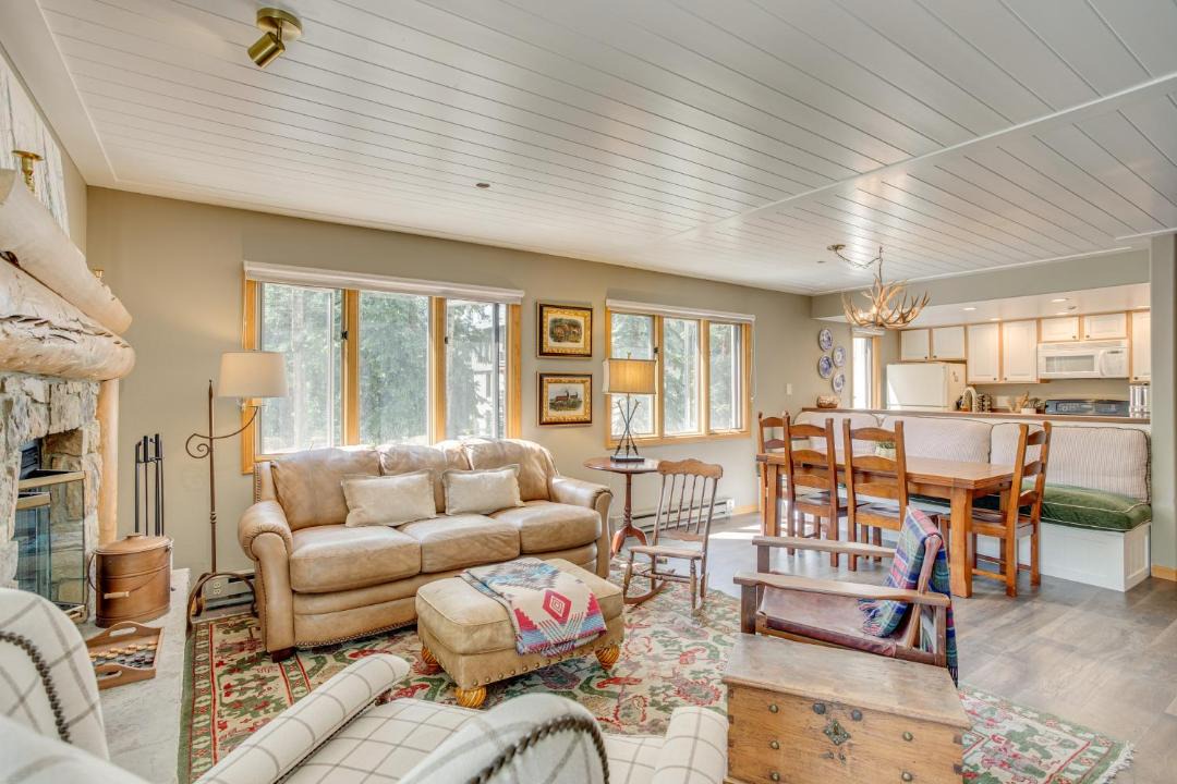 Photo of Livingroom in Beaver Creek