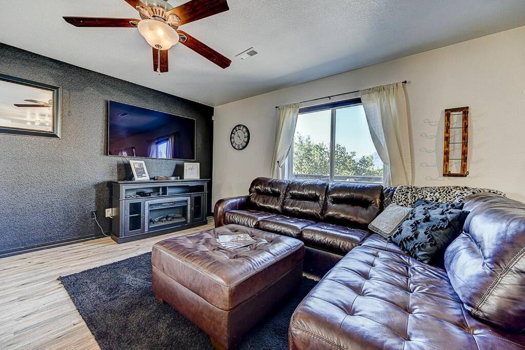 Photo of Livingroom in Southeast Colorado Springs