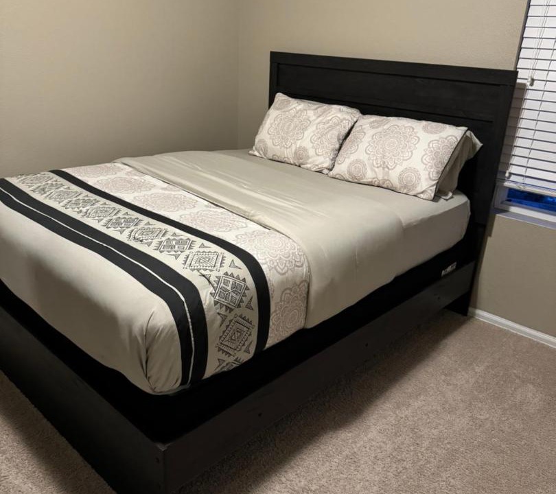 Photo of Bedroom in Dupont