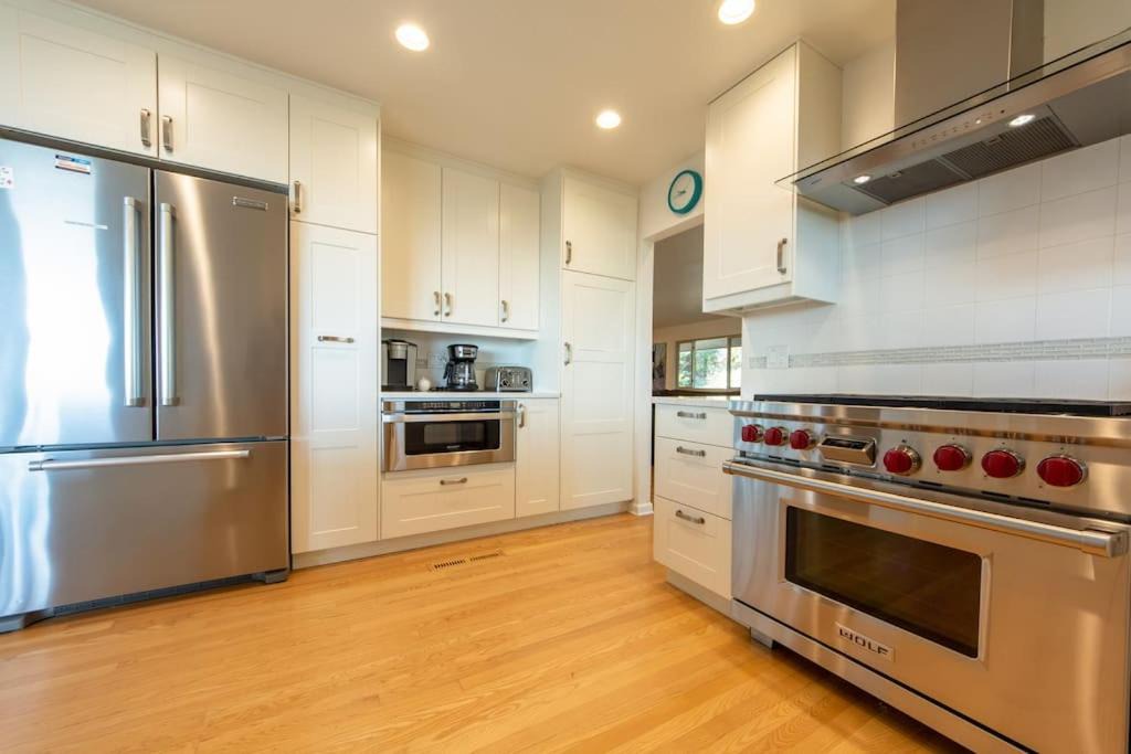 Photo of Kitchen in Skyway