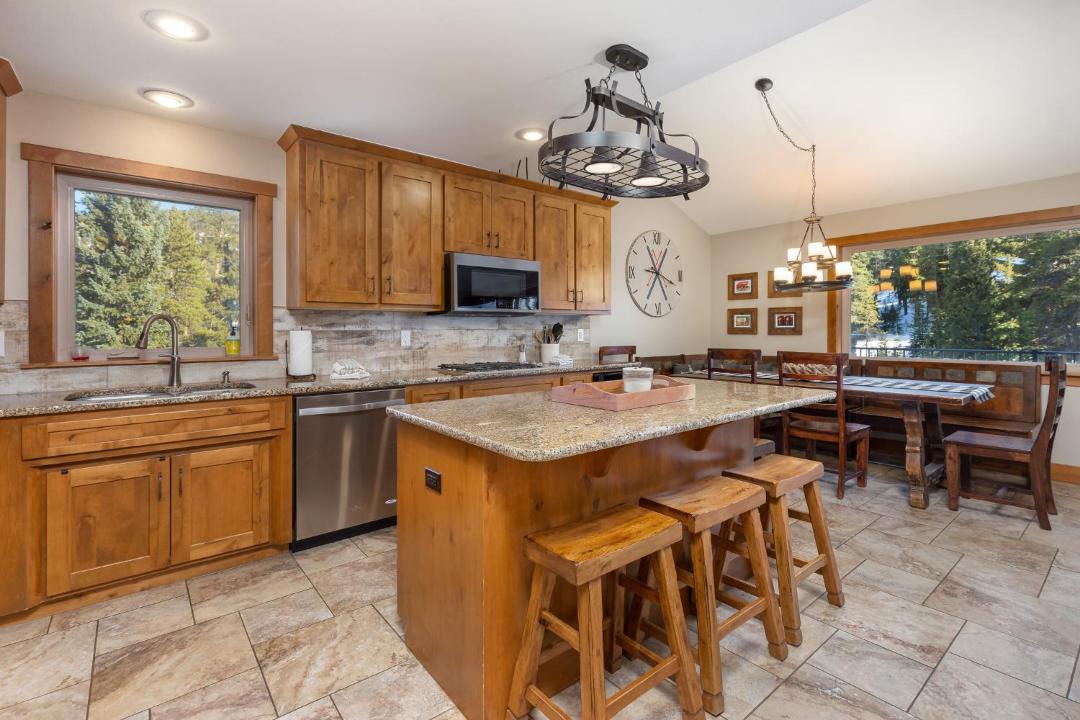 Photo of Kitchen in Crown