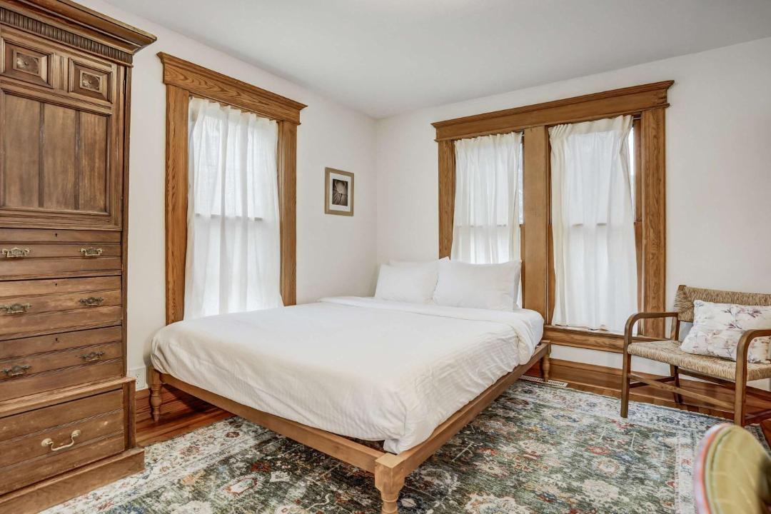 Photo of Bedroom in West Colorado Springs