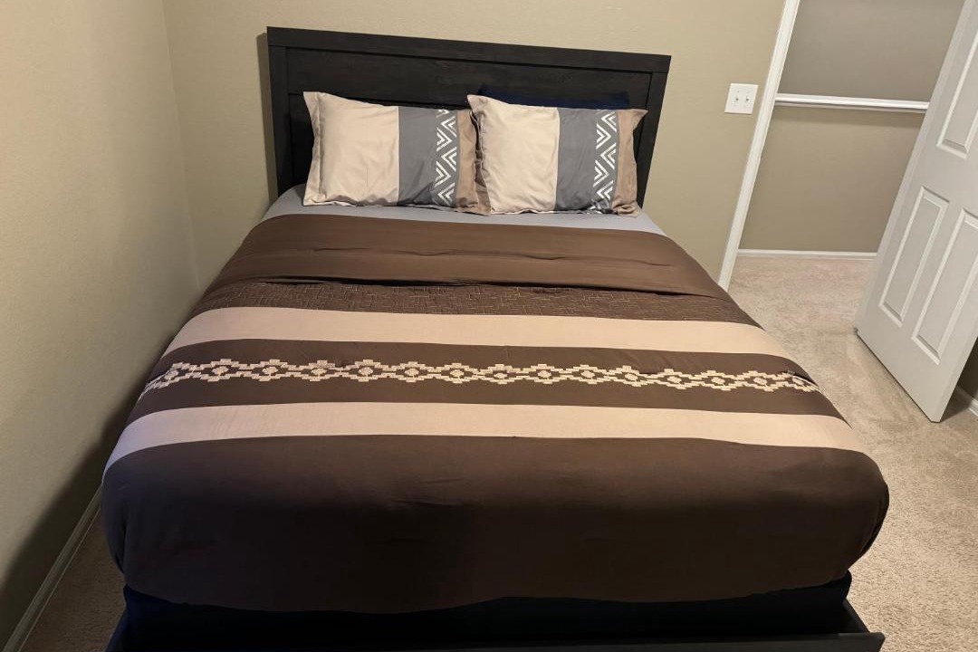 Photo of Bedroom in Dupont