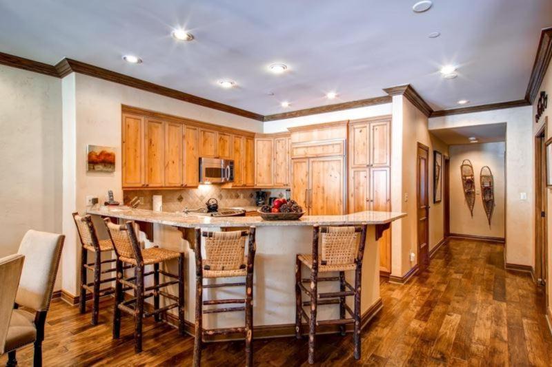 Photo of Kitchen in Highlands Townhomes