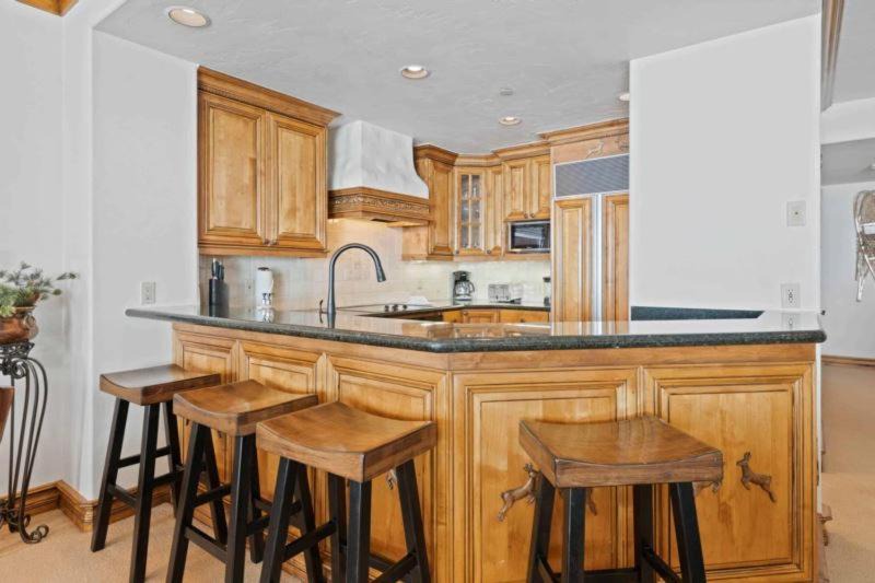 Photo of Kitchen in Highlands Townhomes