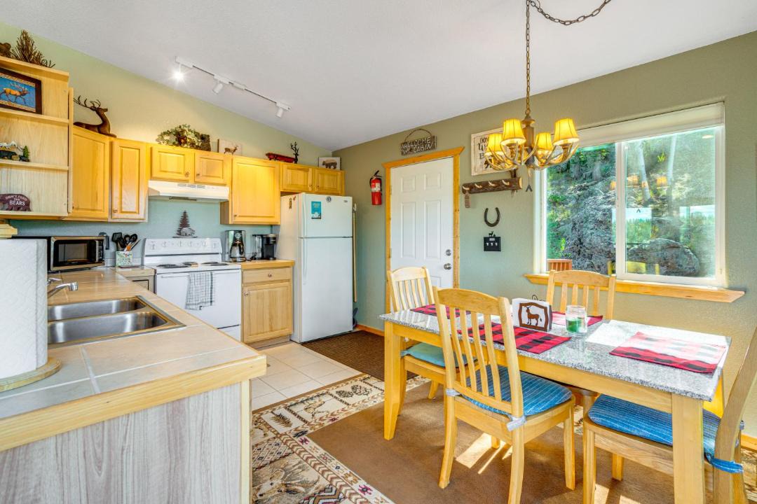 Photo of Kitchen in Indian Mountain