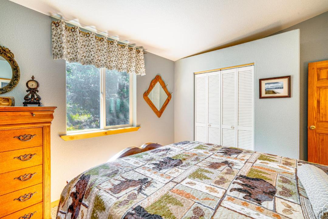 Photo of Bedroom in Indian Mountain