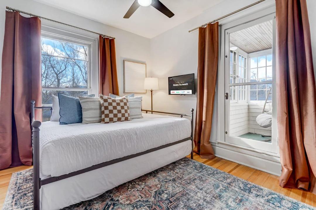 Photo of Bedroom in Old North End