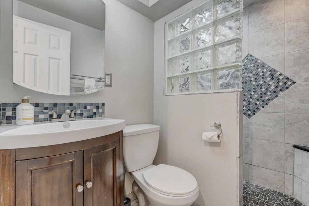 Photo of Bathroom in Village Seven