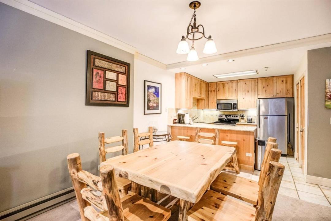Photo of Kitchen in Peak 9