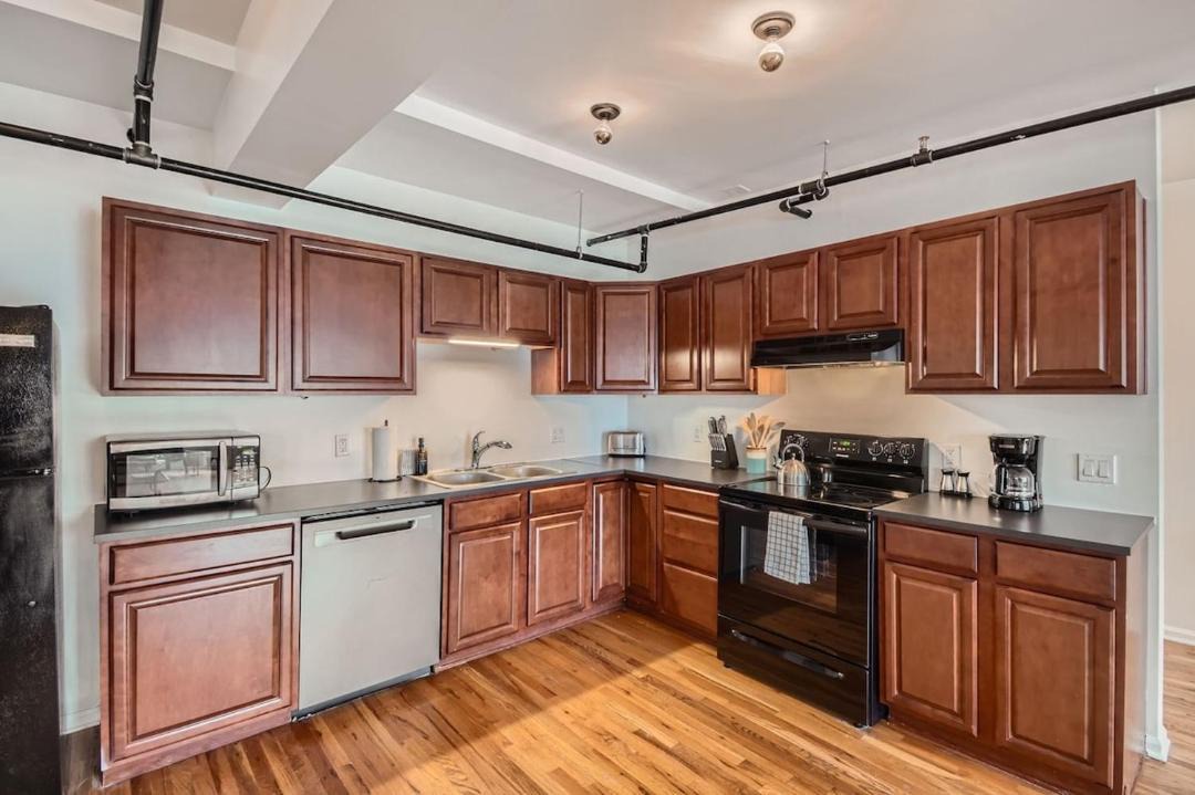 Photo of Kitchen in Ballpark