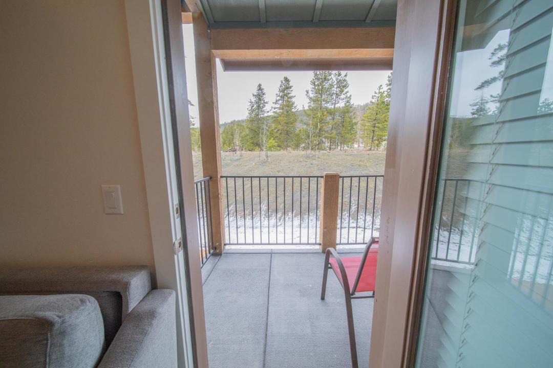 Photo of Patio Balcony in Lakeside Village