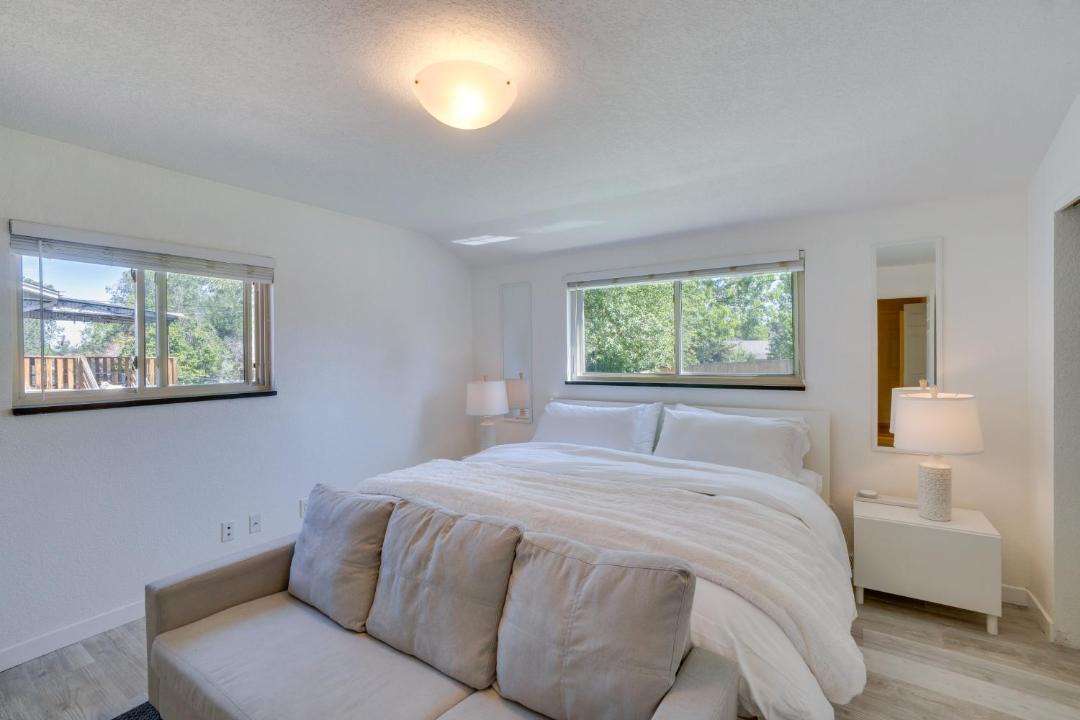 Photo of Bedroom in Castlewood