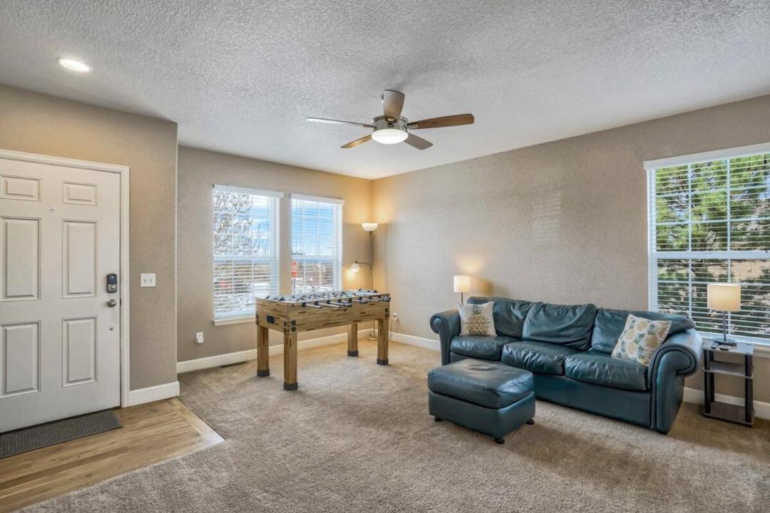 Photo of Livingroom in Peyton