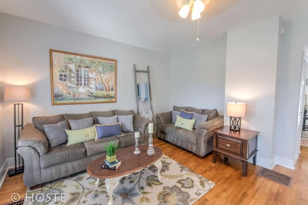 Photo of Livingroom in Central Colorado Springs