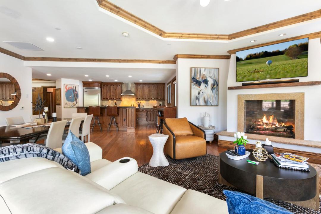 Photo of Livingroom in Vail