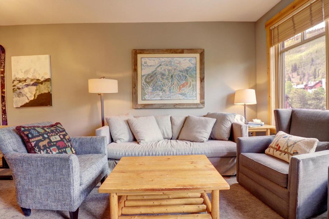 Photo of Livingroom in Copper Mountain Village