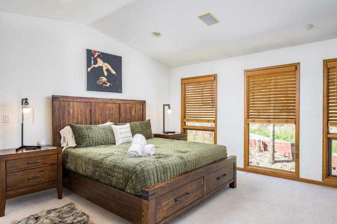 Photo of Bedroom in Evergreen