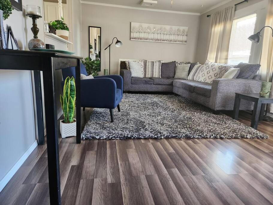 Photo of Livingroom in Central Colorado Springs