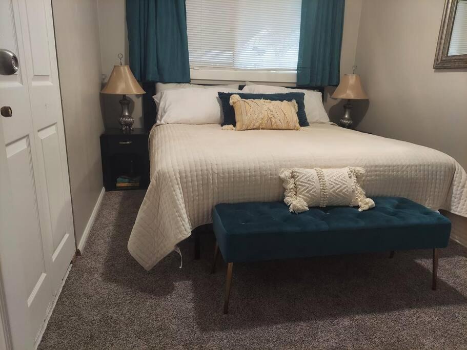 Photo of Bedroom in Central Colorado Springs