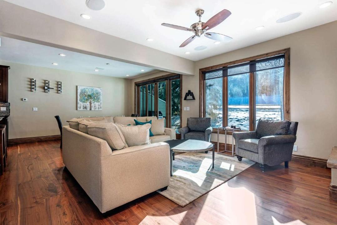 Photo of Livingroom in Eagle-Vail