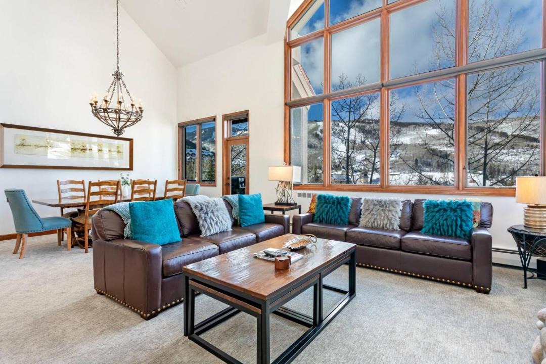 Photo of Livingroom in Highlands Townhomes