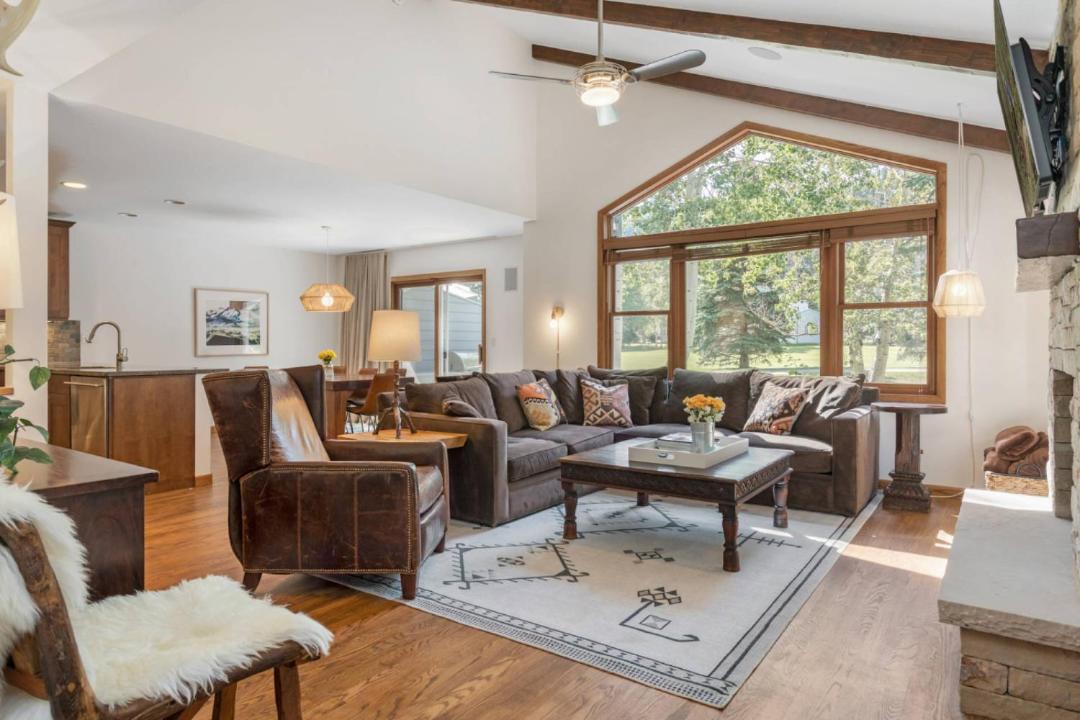 Photo of Livingroom in Eagle-Vail