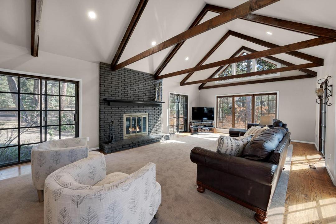 Photo of Livingroom in Woodmoor