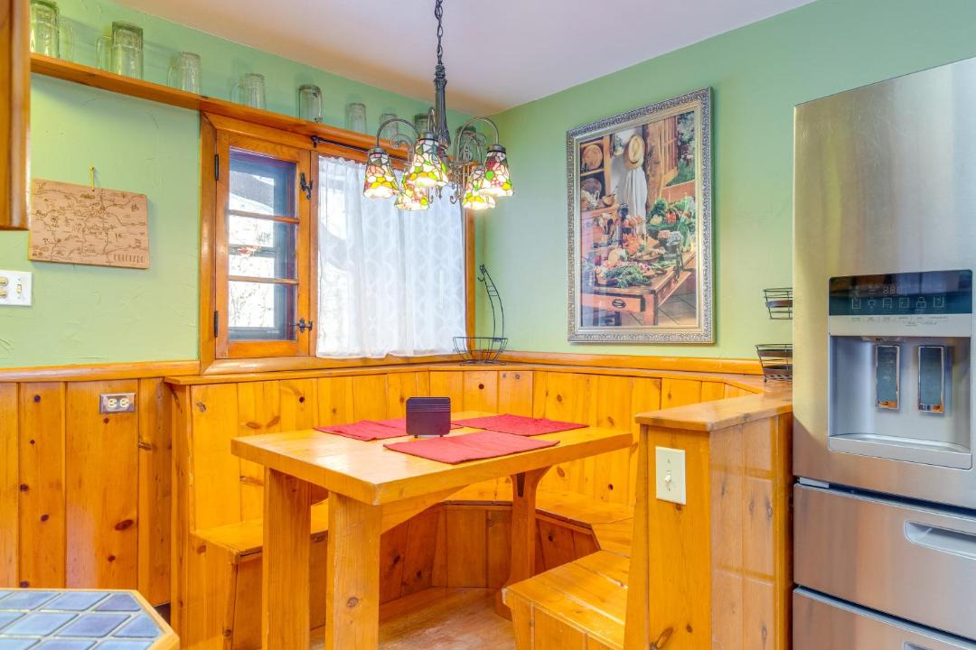 Photo of Livingroom in Idaho Springs