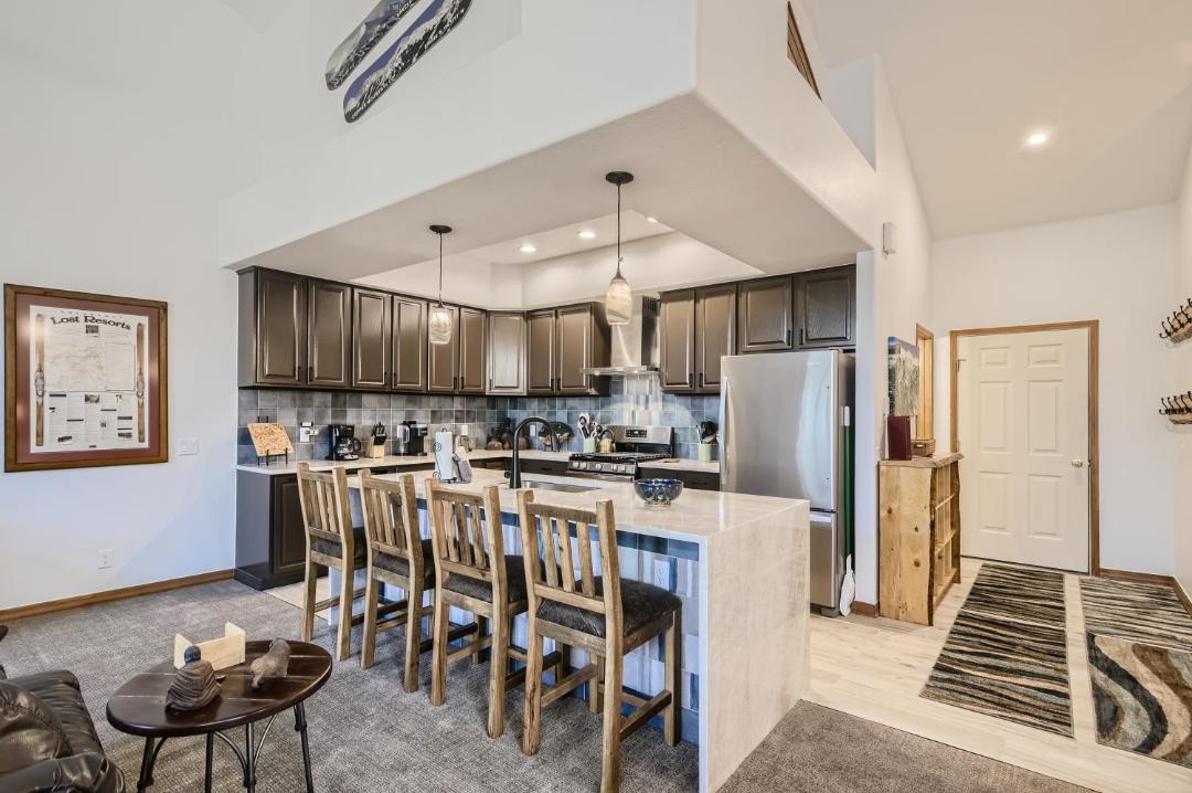 Photo of Kitchen in Peak 8